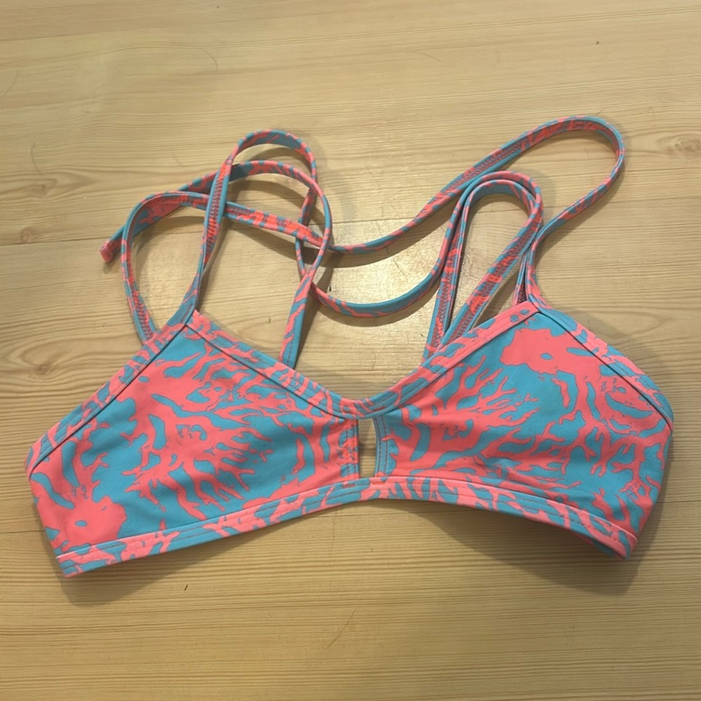 Jolyn Vent Bikini Top